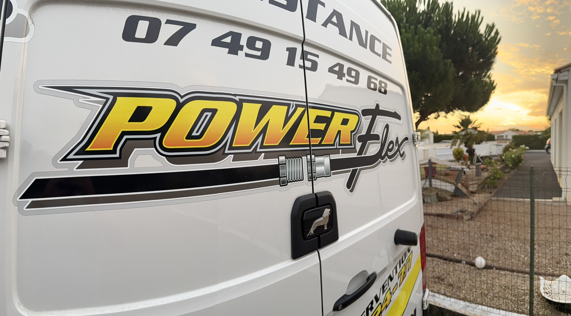 Power Flex logo camion